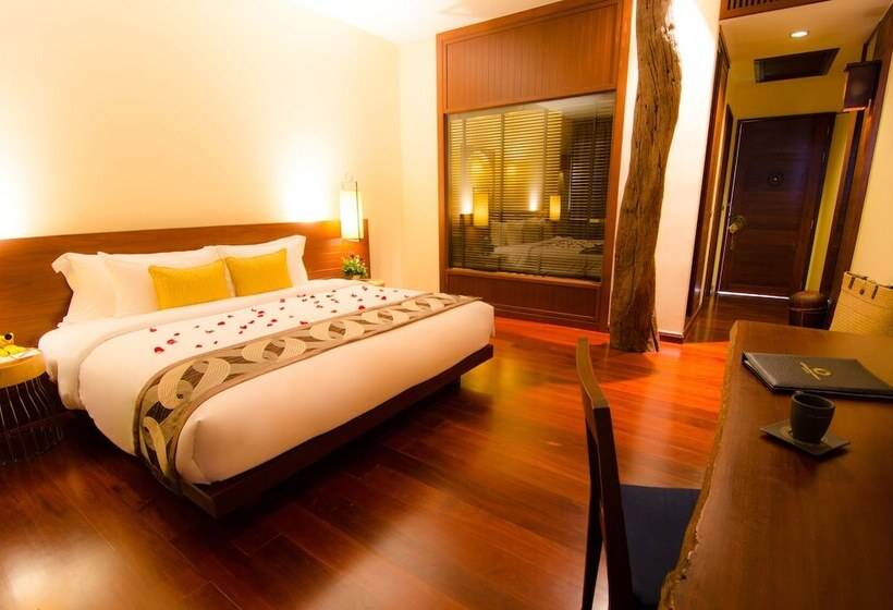 غرفة ديلوكس مزوَّدة بجاكوزي, Chantaramas Beach Resort, Koh Phangan