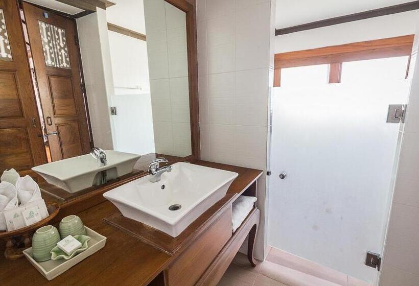 בונגלו משפחתי, Coco Palm Beach Resort   Sha Extra Plus