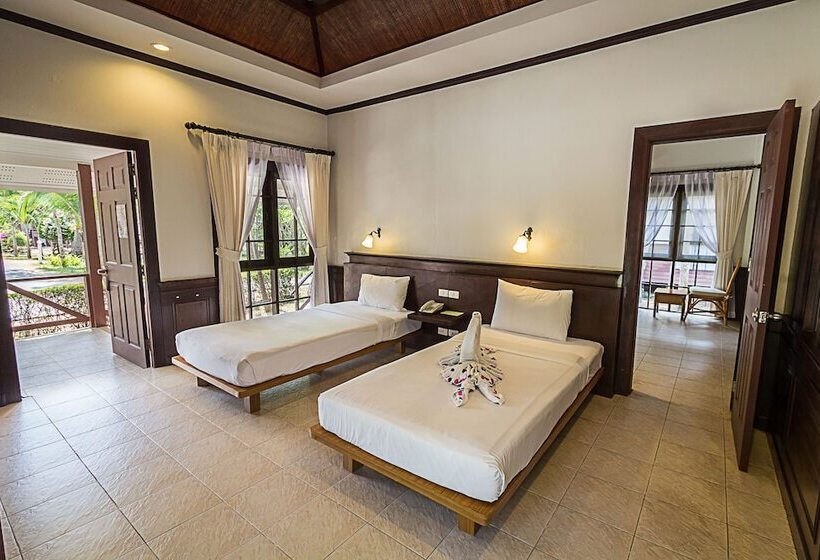 בקתה סופריור, Coco Palm Beach Resort   Sha Extra Plus