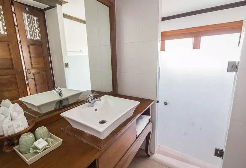 بنگله خانوادگی, Coco Palm Beach Resort   Sha Extra Plus