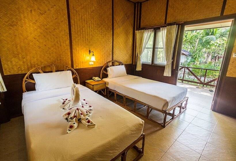 스탠다드 방갈로, Coco Palm Beach Resort   Sha Extra Plus