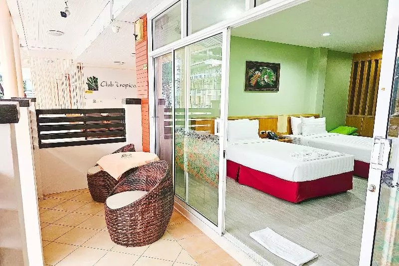 デラックスルーム, Dome Resort Sha Plus