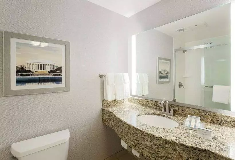 اتاق استاندارد, Hilton Garden Inn Arlington Shirlington
