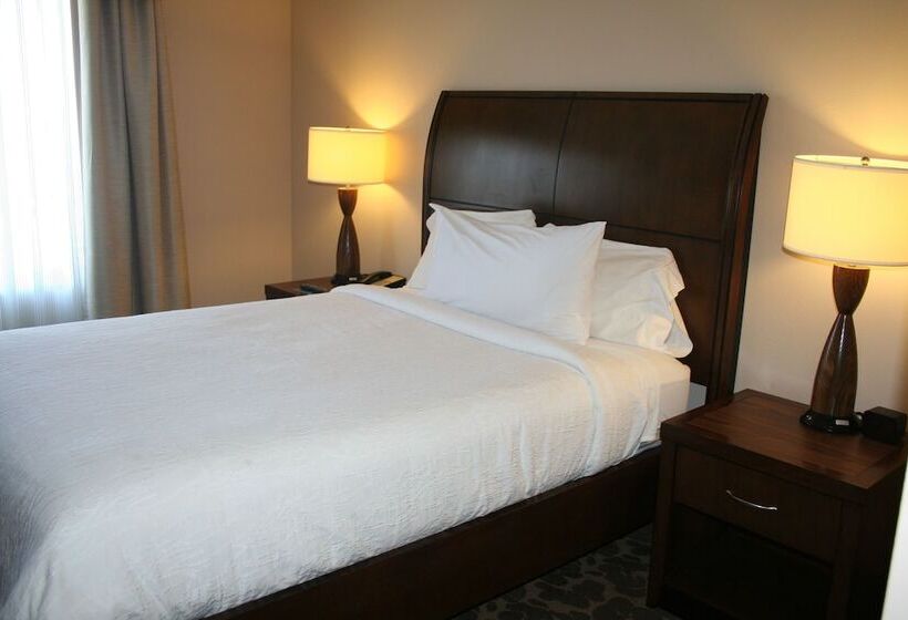 标准间, Hilton Garden Inn Charlotte/concord