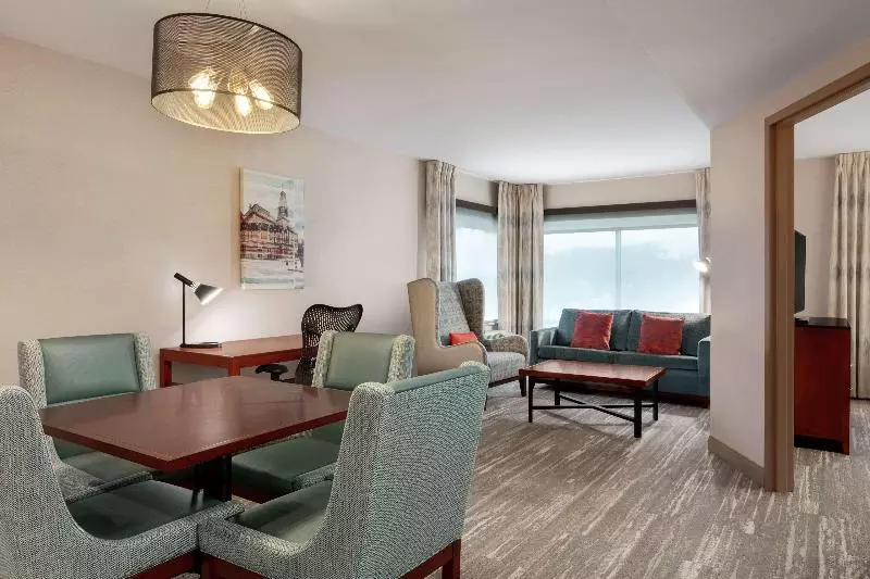 キングサイズベッドのスタンダードルーム, Hilton Garden Inn Troy