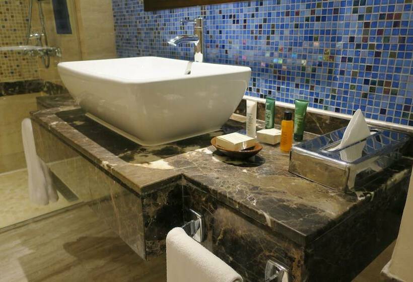 اتاق استاندارد با چشم‌انداز باغ, Hilton Marsa Alam Nubian Resort