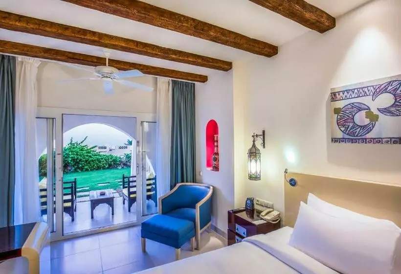 اتاق استاندارد با تخت بزرگ, Hilton Marsa Alam Nubian Resort