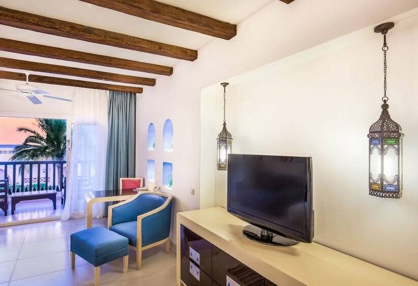اتاق لوکس با چشمانداز دریا, Hilton Marsa Alam Nubian Resort