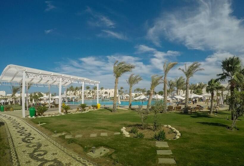 اتاق لوکس با چشمانداز باغ, Hilton Marsa Alam Nubian Resort