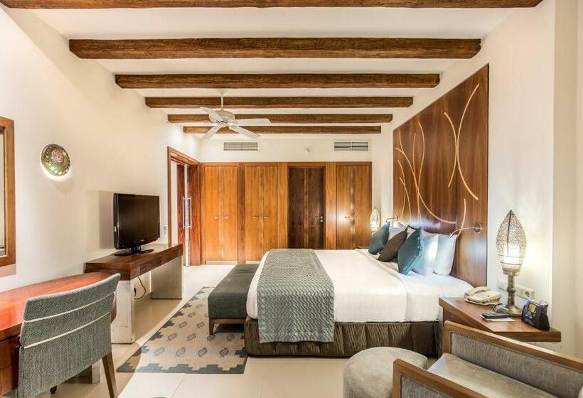 سوییت با چشمانداز باغ, Hilton Marsa Alam Nubian Resort