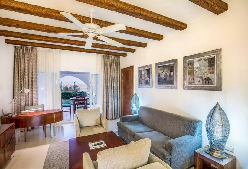 سوییت با چشمانداز باغ, Hilton Marsa Alam Nubian Resort