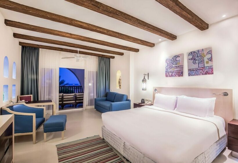 اتاق لوکس با تخت بزرگ, Hilton Marsa Alam Nubian Resort