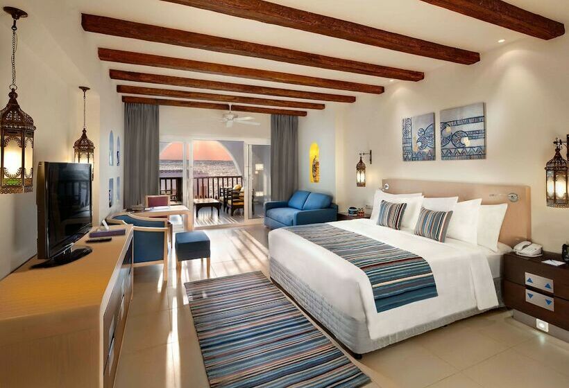 اتاق لوکس با تخت بزرگ, Hilton Marsa Alam Nubian Resort