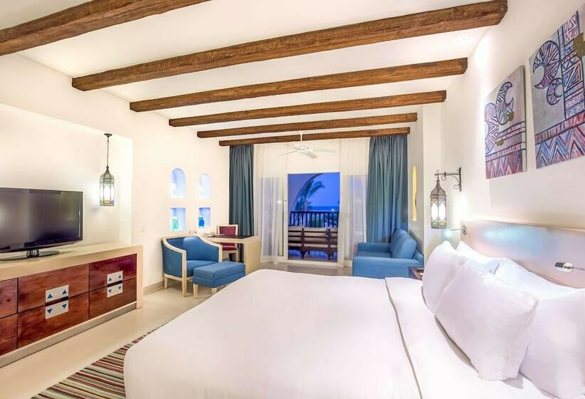 اتاق لوکس با تخت بزرگ, Hilton Marsa Alam Nubian Resort