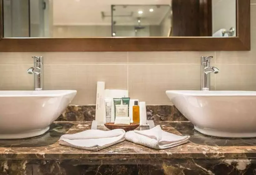 اتاق استاندارد با تخت دوبل, Hilton Marsa Alam Nubian Resort