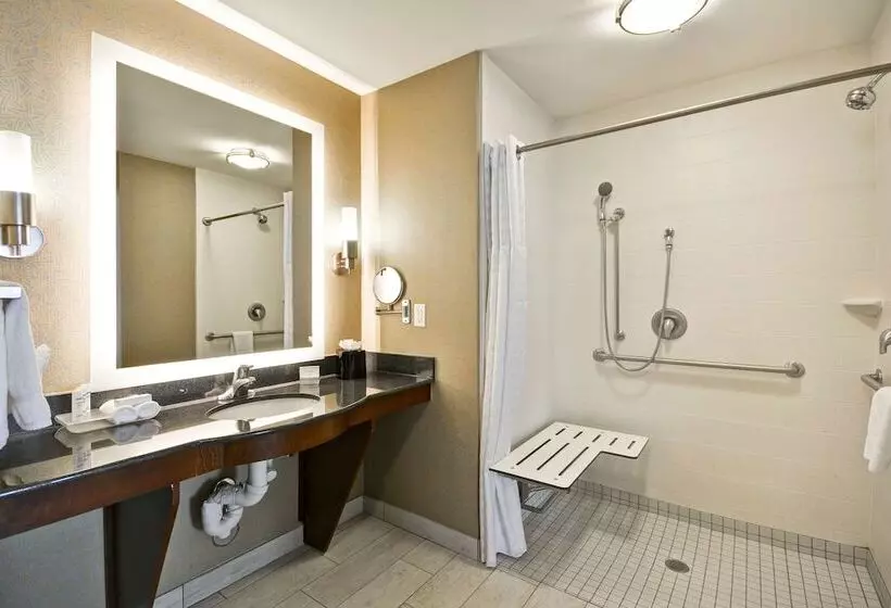 身障者適用スイートルーム, Homewood Suites Wilmington/mayfaire