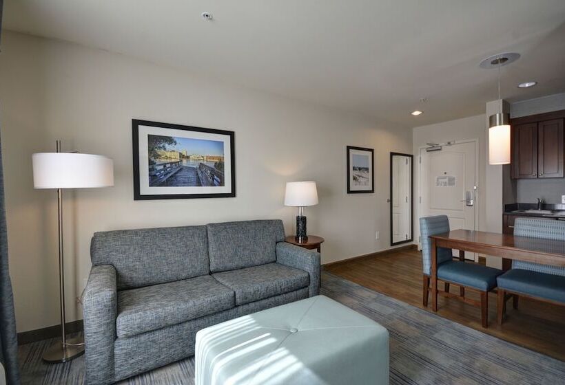 스위트, Homewood Suites Wilmington/mayfaire