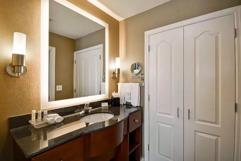 キングサイドベッドのスタンダードワンルーム, Homewood Suites Wilmington/mayfaire