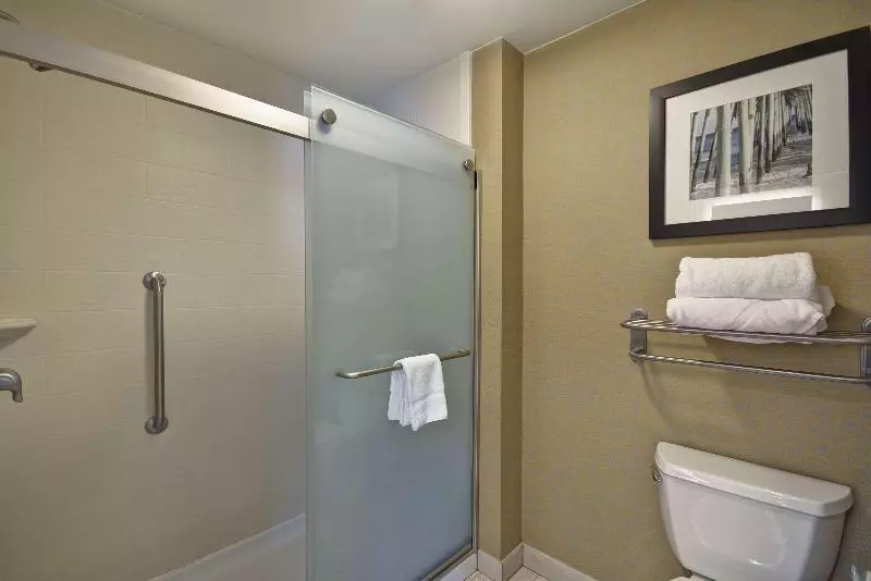 キングサイドベッドのスタンダードワンルーム, Homewood Suites Wilmington/mayfaire