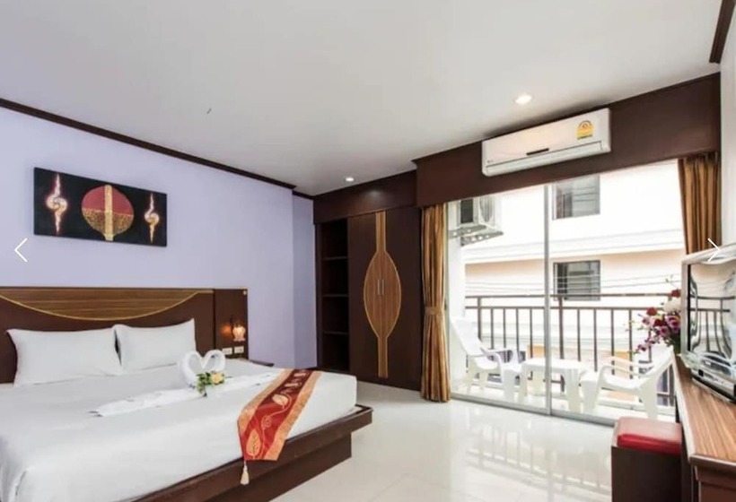 デラックスルーム, Issara Patong Beach