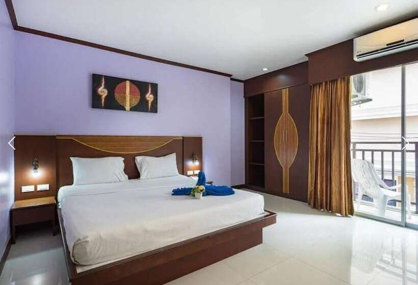 デラックスルーム, Issara Patong Beach