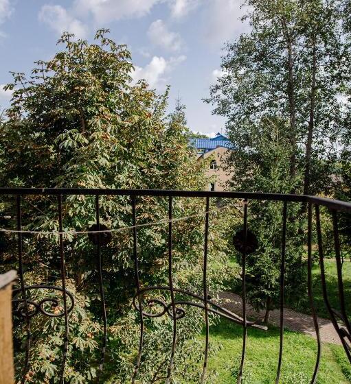 اتاق لوکس یک تخته, Konvalia