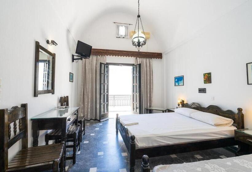 شقة غرفة واحدة مزودة بتراس, Koralli