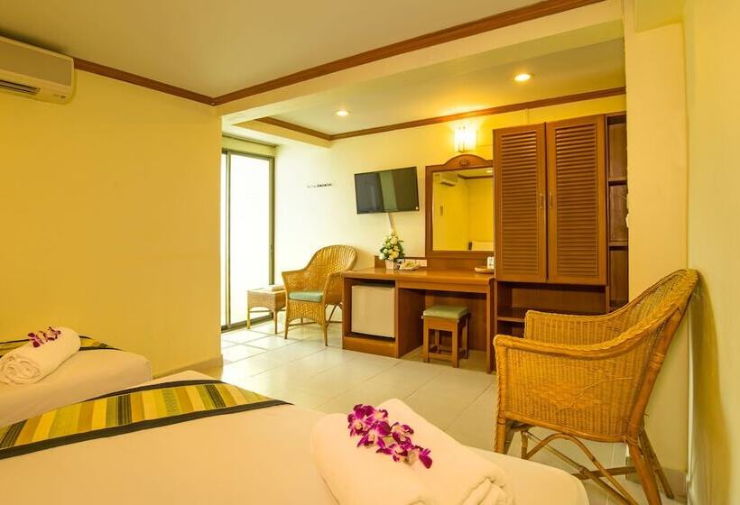 스탠다드 트리플 룸, Krabi City Seaview