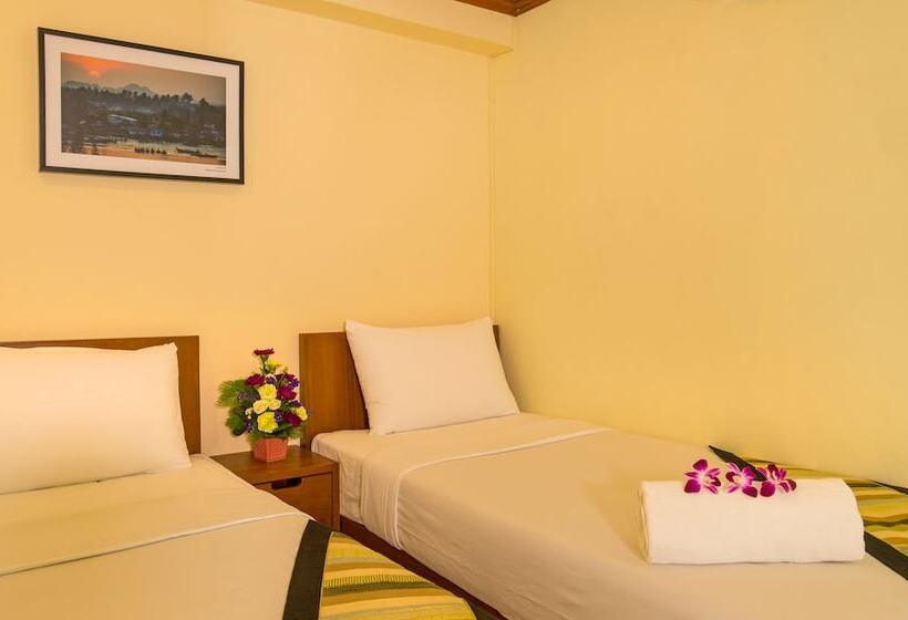 스탠다드 트리플 룸, Krabi City Seaview