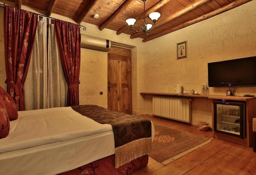 سوئیت راحتی, La Casa Cave