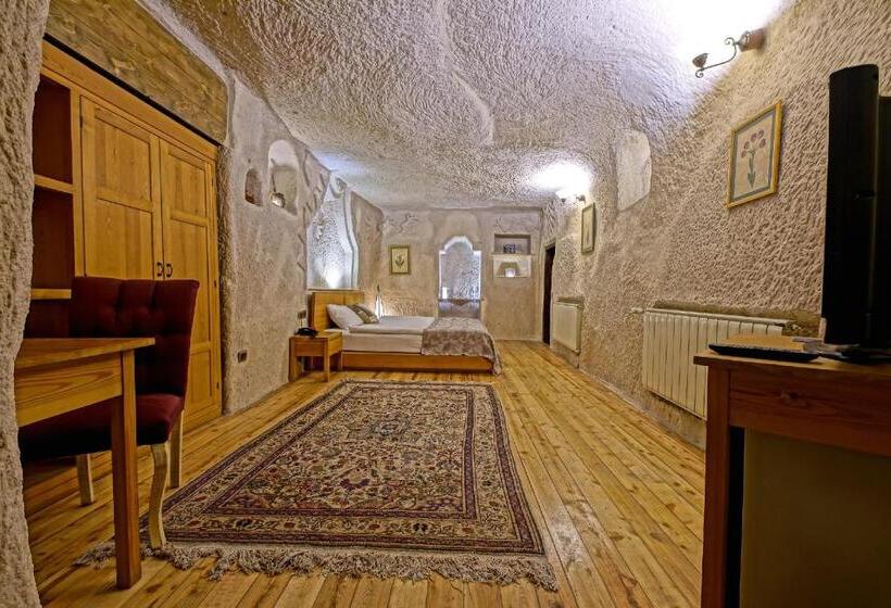سوئیت راحتی, La Casa Cave