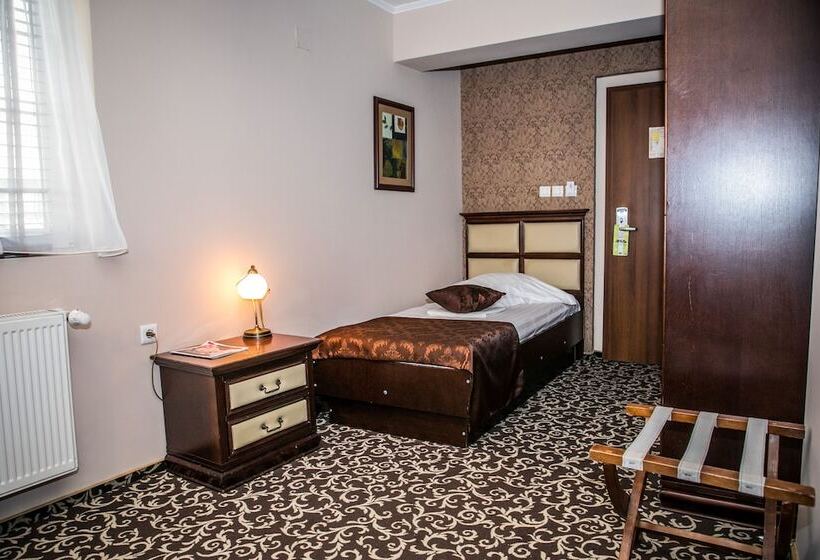 Семейный Номер, Megalos