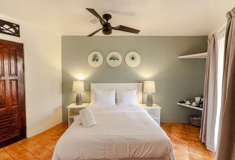 标准间, Rip Jack Inn