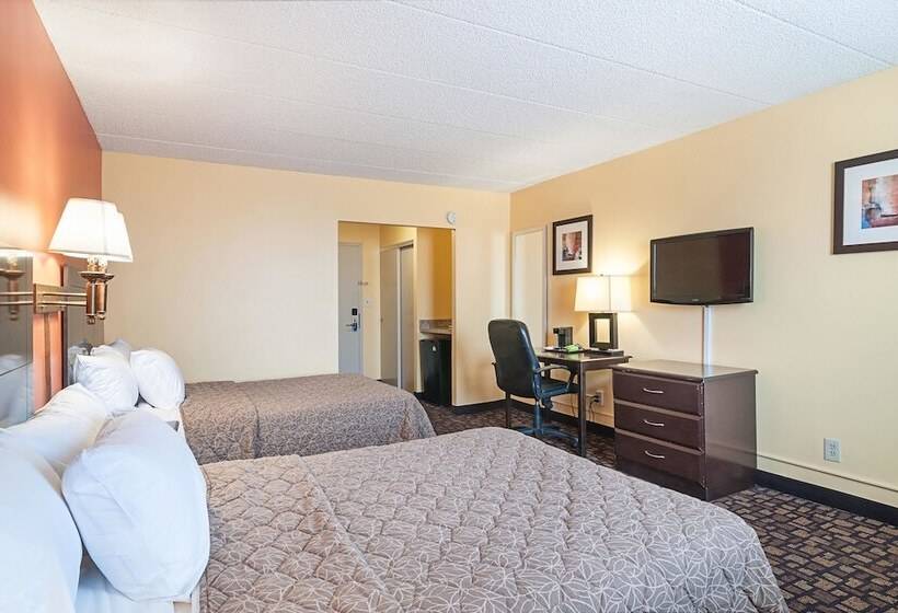 Номер Стандарт 2 Двуспальные Кровати, Rodeway Inn Meadowlands