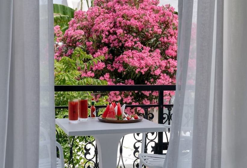 ガーデンビュースタンダードルーム, Silver Beach