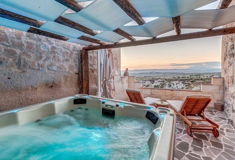 جناح ملكى, Taskonaklar