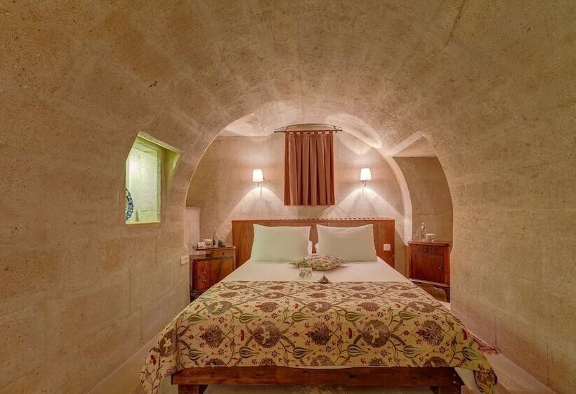 جناح, Taskonaklar