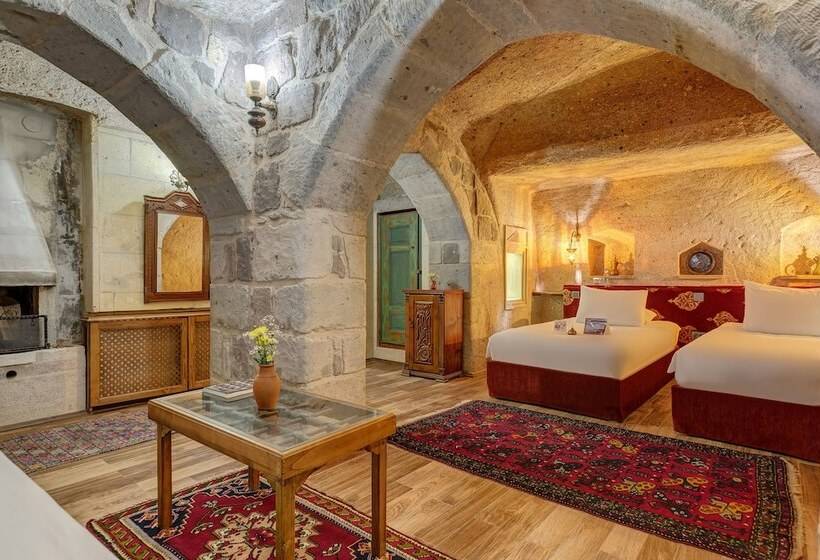 جناح, Taskonaklar