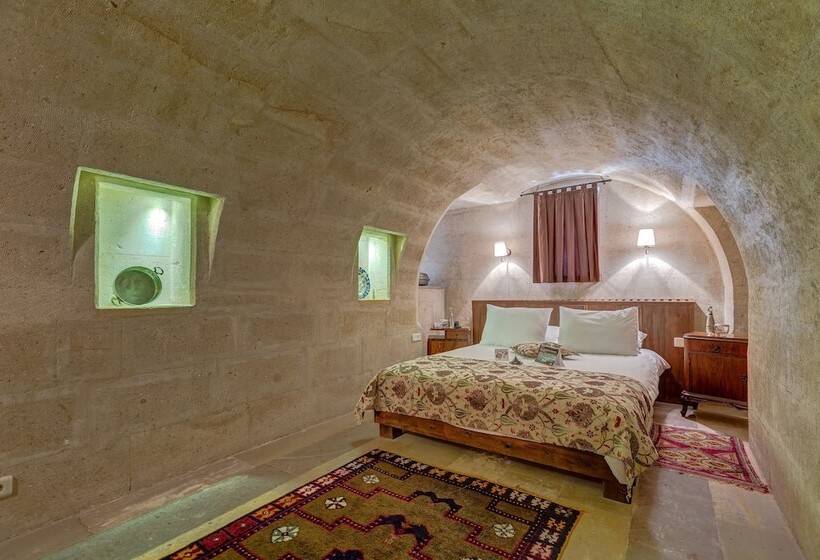 جناح, Taskonaklar