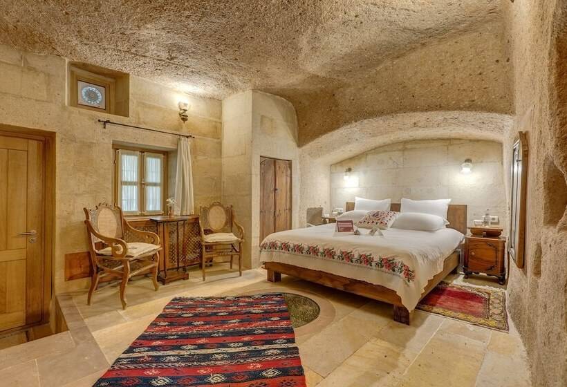 جناح, Taskonaklar