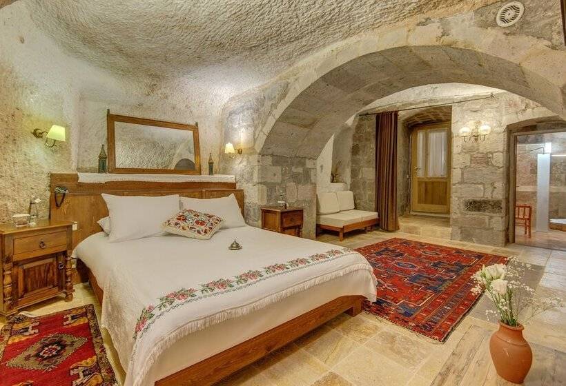 غرفة ديلوكس, Taskonaklar