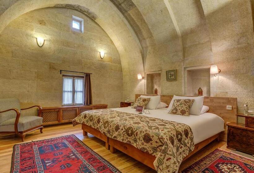 غرفة ديلوكس, Taskonaklar