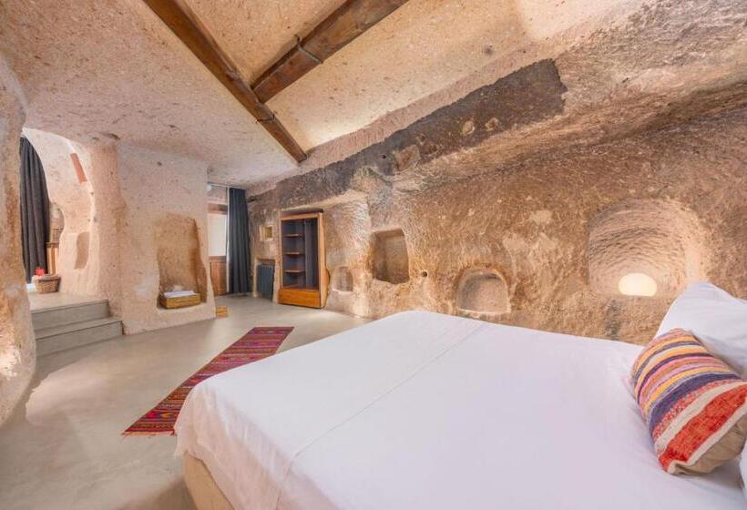 جناح, Taskonaklar