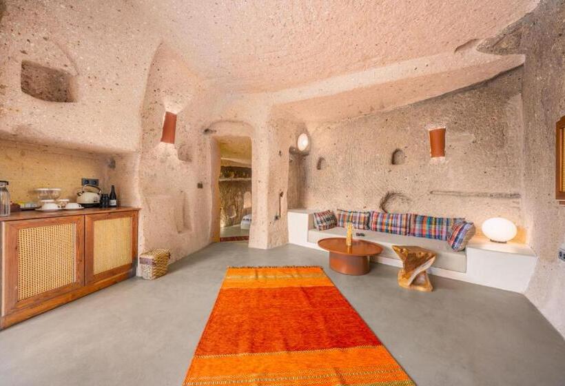 جناح, Taskonaklar