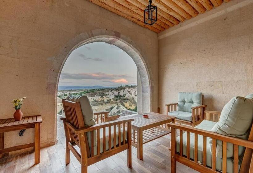 جناح مزوَّد بشرفة, Taskonaklar