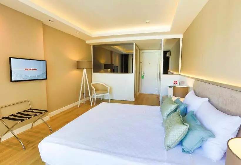 サイドオーシャンビュースタンダードルーム, Vita Bella Resort & Spa