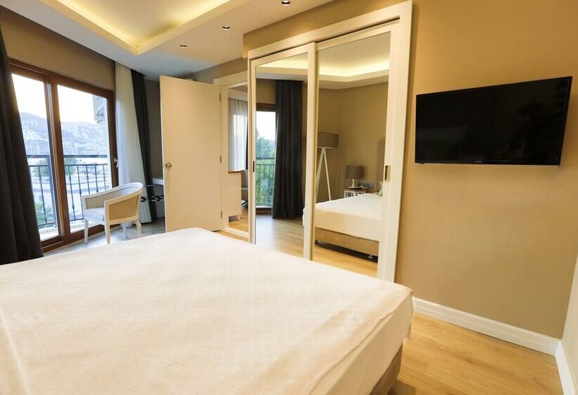 جناح مطلّ علي البحر, Vita Bella Resort & Spa