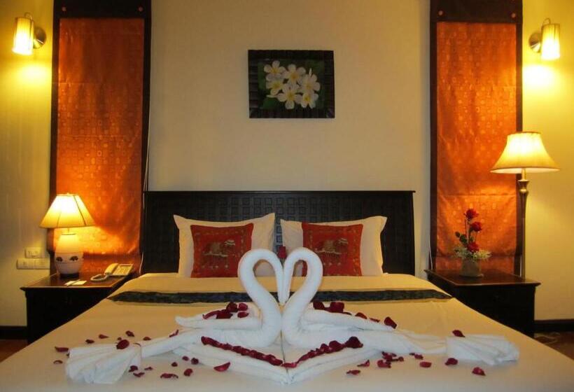 Люкс, Wannara Hotel Hua Hin