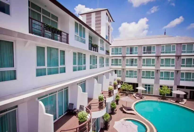 テラス付きスタンダードルーム, A Te Chumphon Hotel   Sha Plus