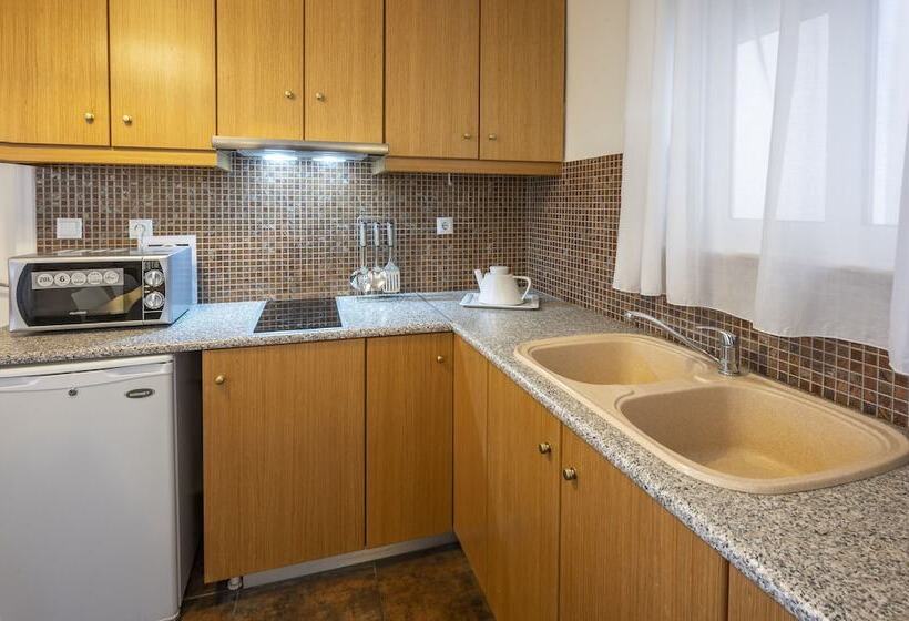 Апартаменты 1 Спальня, Peridis Family Resort